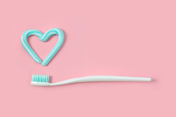 Manual or Powered: Which Toothbrush is Right for You?